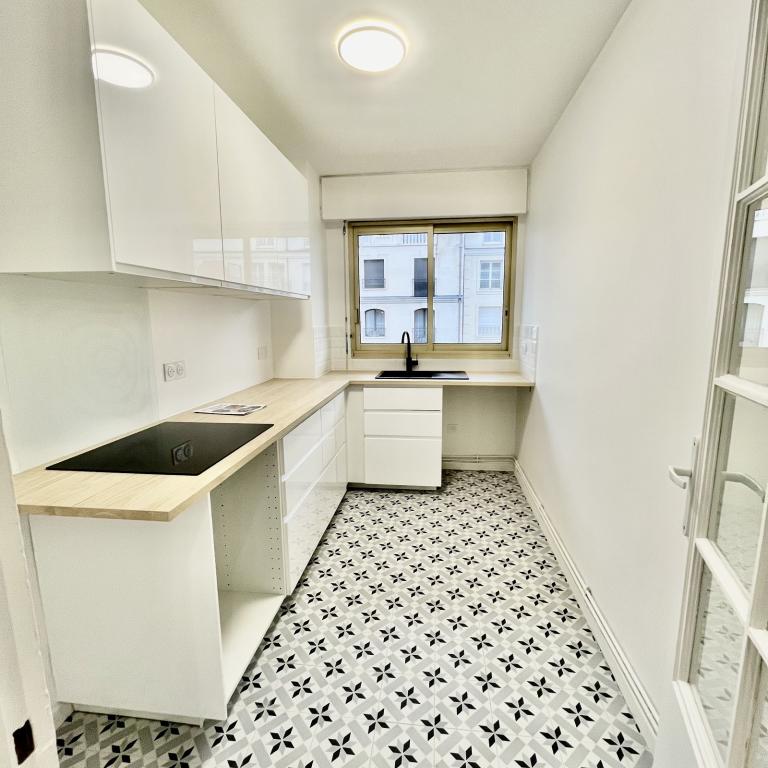 A LOUER 2 Pièces 47.16m² avec BALCON CAVE ET PARKING