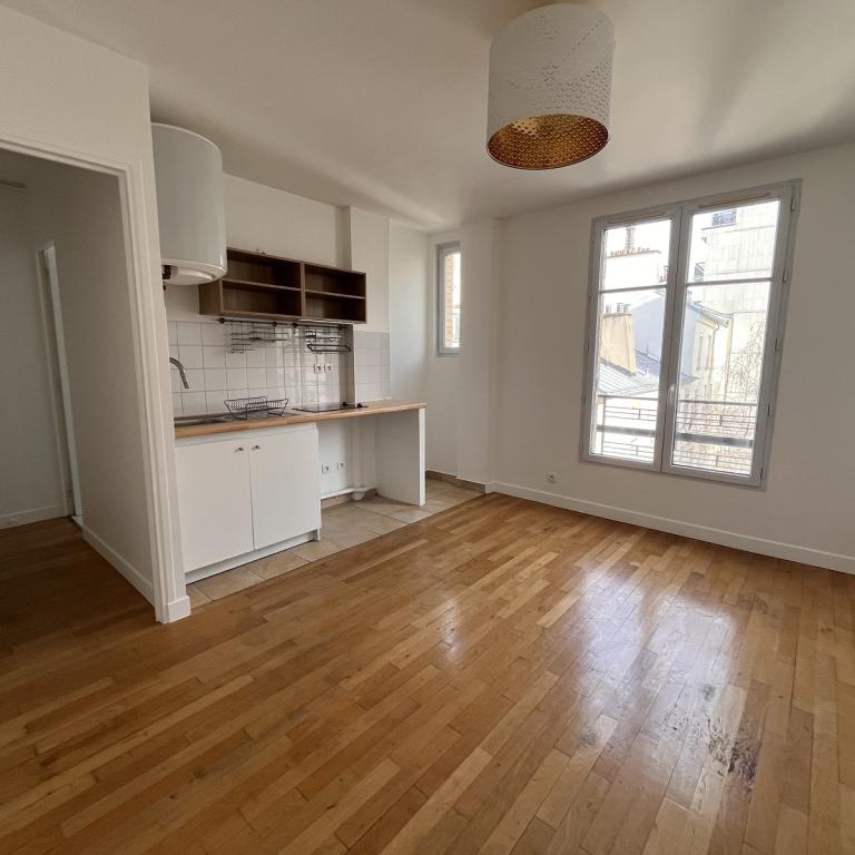 STUDIO 20.59m², PARIS XVème métro Dupleix