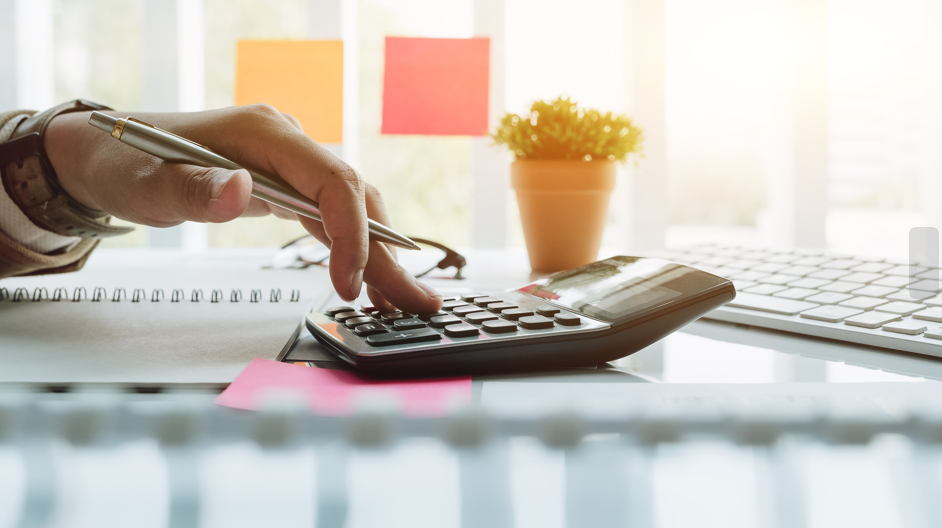 Calcul des revenus locatifs et optimisation fiscale pour un investissement immobilier rentable