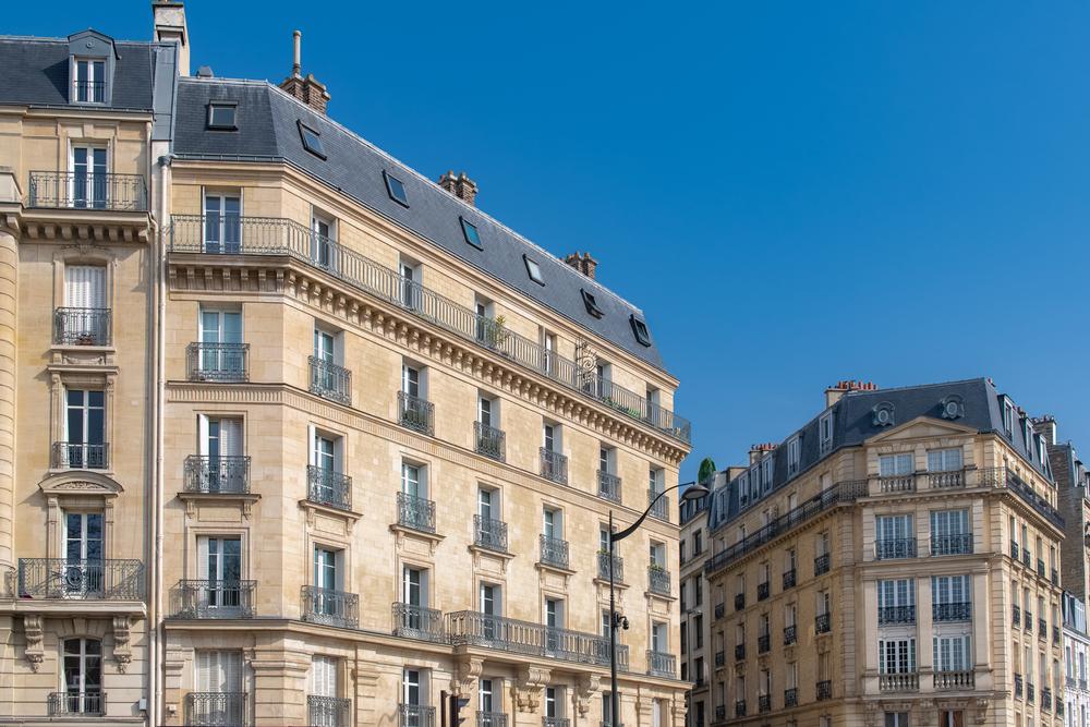 Immeubles haussmanniens illustrant les travaux copropriété obligatoires
