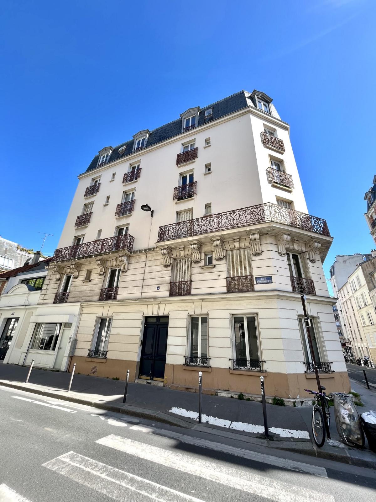 A LOUER 75014 PARIS  3 pièces Rénové  Mouton Duvernet 