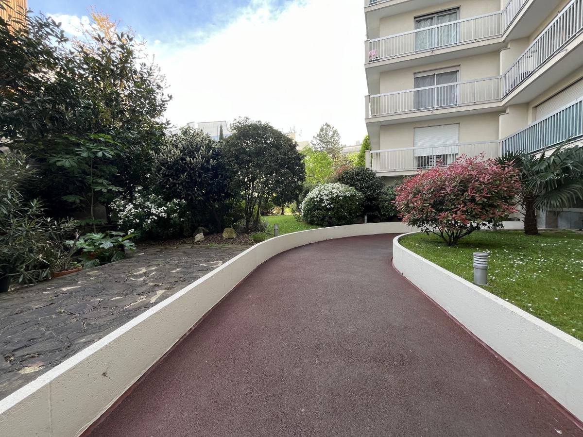 Exceptionnel 2 pièces Avec Terrasse PLEIN CIEL