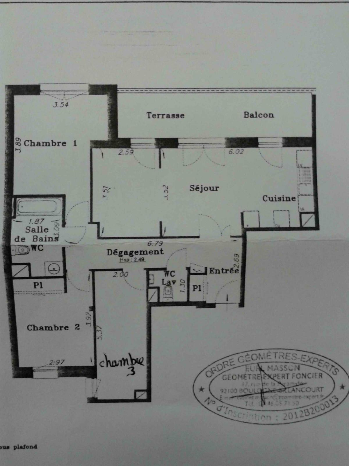 A LOUER 4 PIECES 83m²  AVEC TERRASSE et PARKING