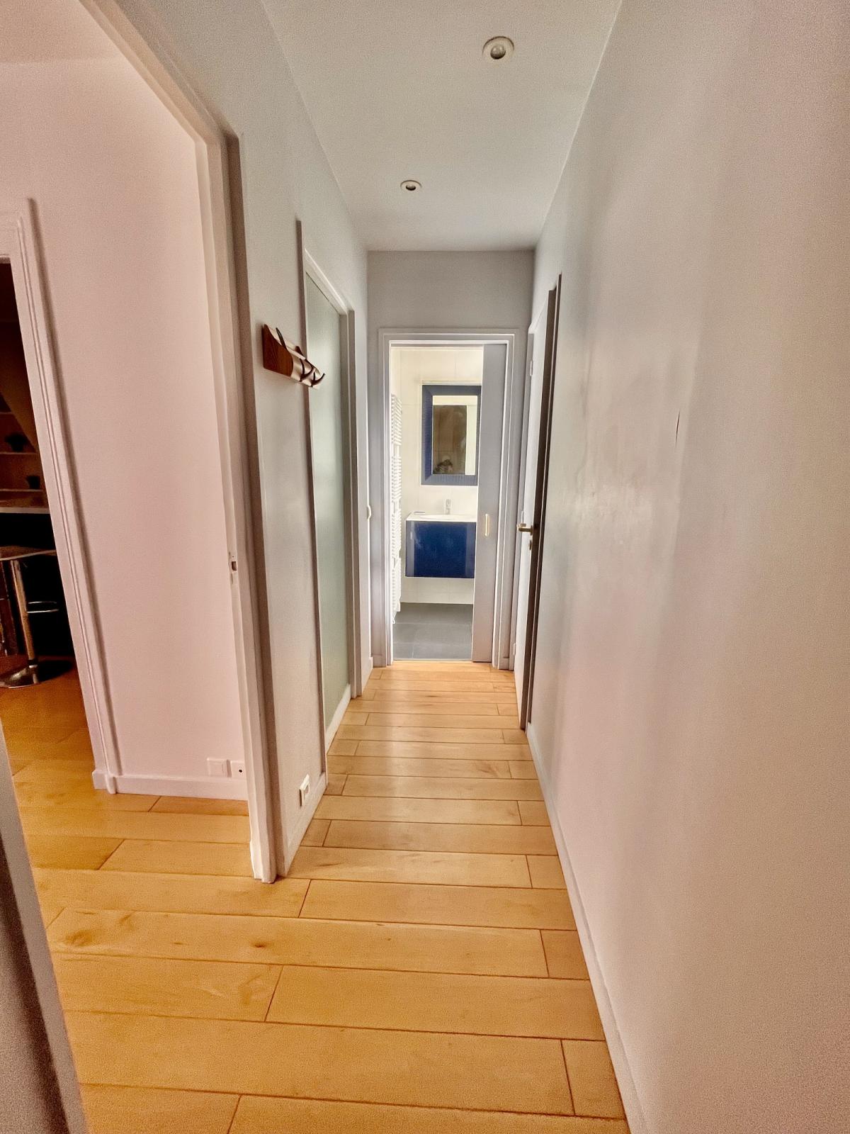 A LOUER  PARIS XVème  2 PIECES Meublé 38.05m² LA MOTTE PICQUET GRENELLE 