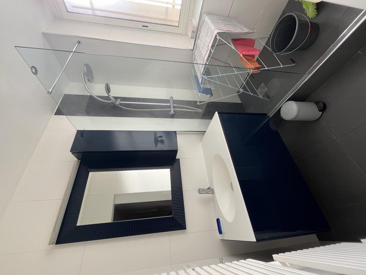 A LOUER  PARIS XVème  2 PIECES Meublé 38.05m² LA MOTTE PICQUET GRENELLE 