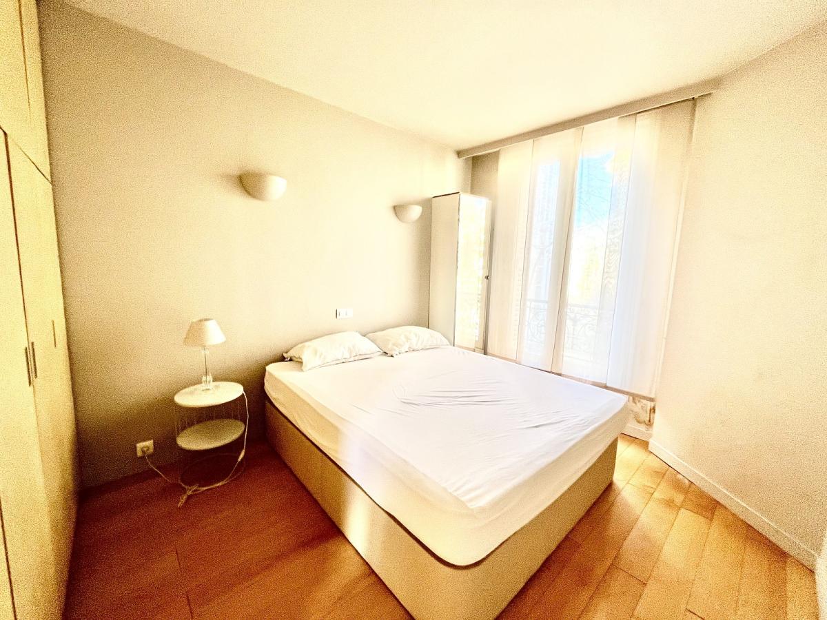 A LOUER  PARIS XVème  2 PIECES Meublé 38.05m² LA MOTTE PICQUET GRENELLE 