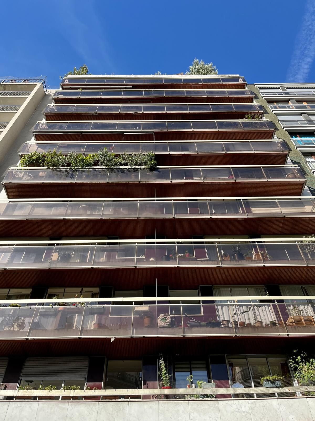 Paris XVème, métro Vaugirard Beau Studio de 30,13m²