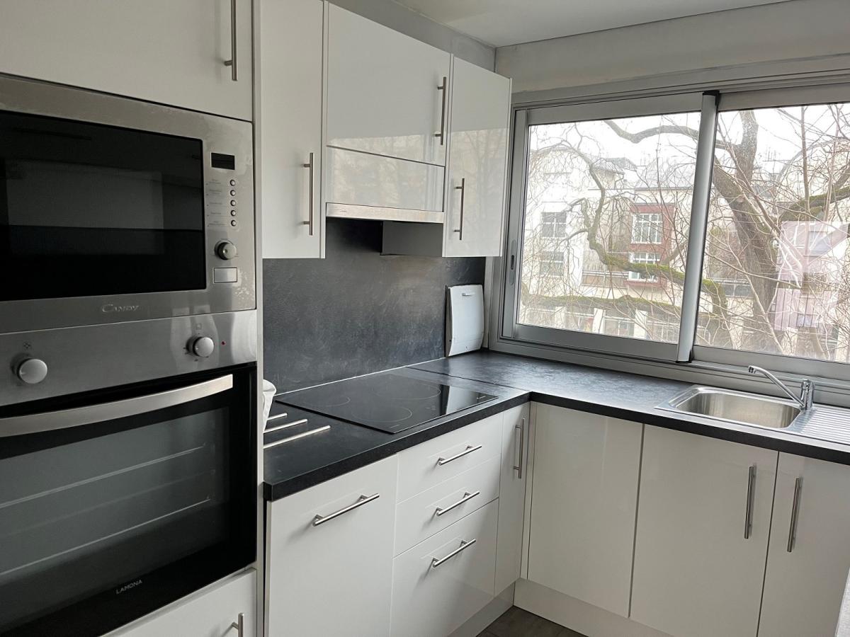A LOUER Courbevoie (92400) 3P 58,93m²