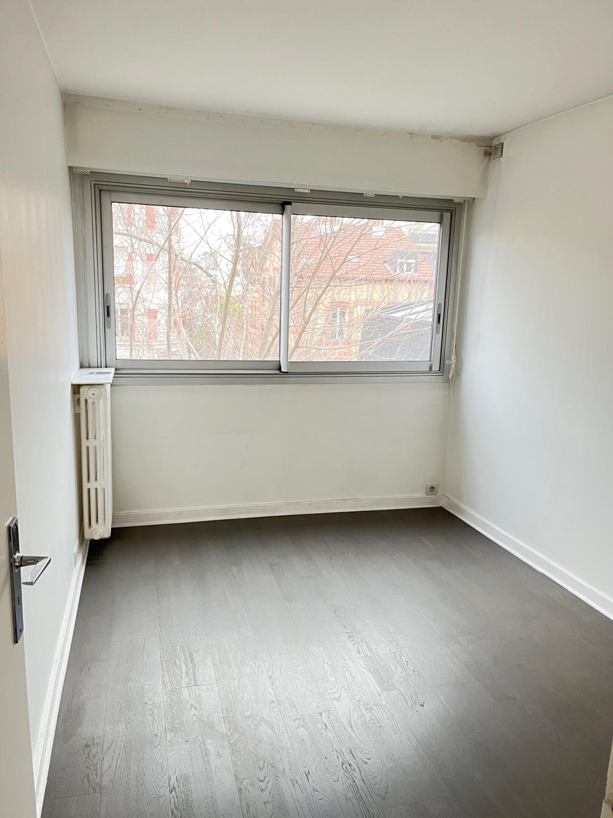 A LOUER Courbevoie (92400) 3P 58,93m²