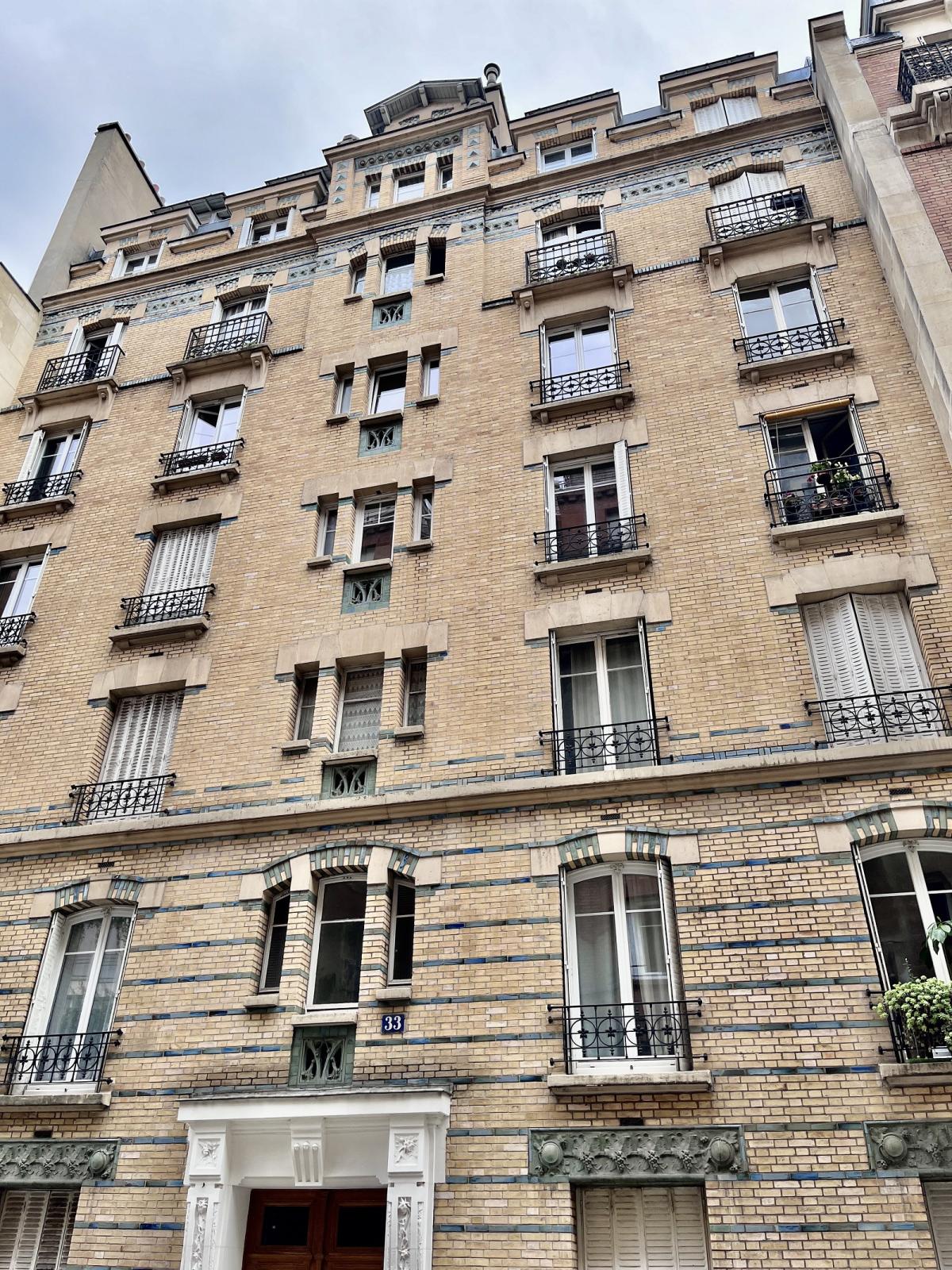 Paris XVIIème, métro Convention, 2Pièces de 47,37m²
