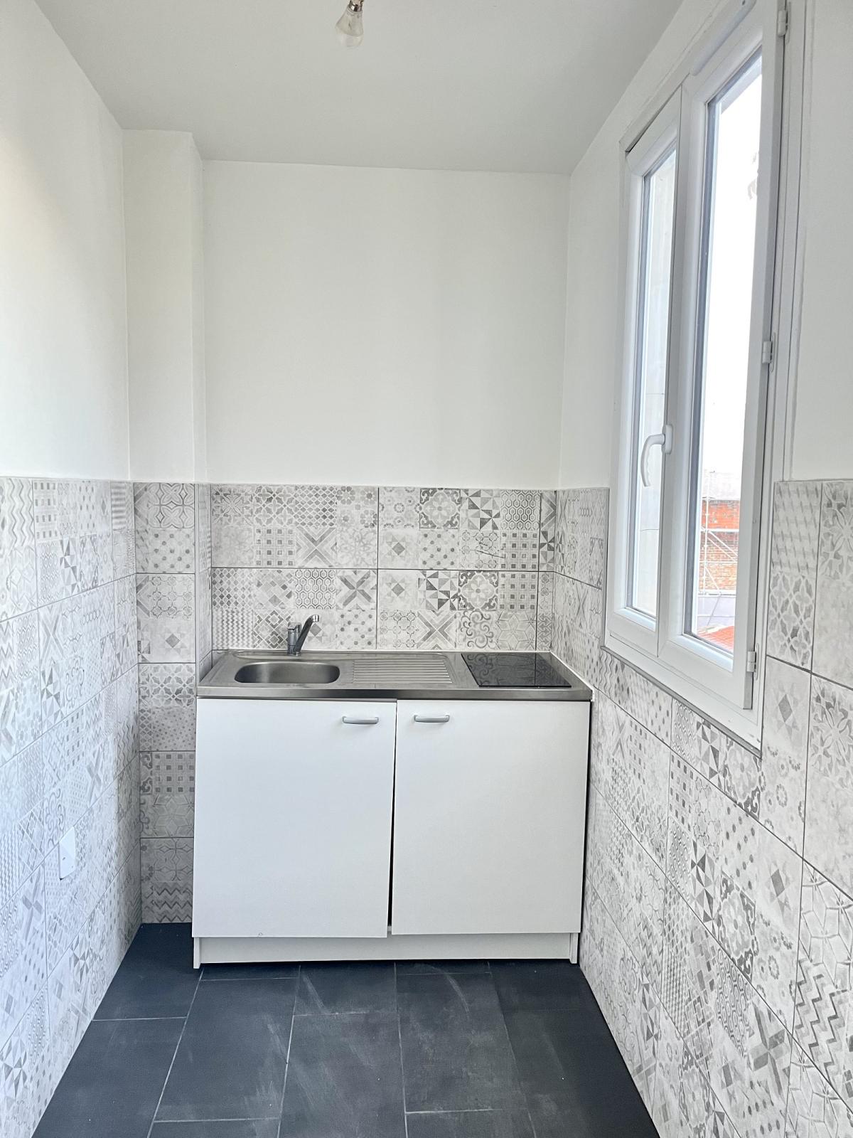 A LOUER  3 PIECES 45m² 93170 BAGNOLET