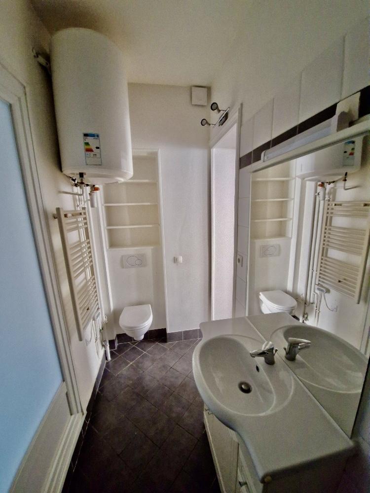Paris VIIème, Ecole Militaire, 2pièces REFAIT NEUF 43,64m²
