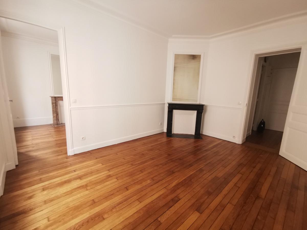 Paris VIIème, Ecole Militaire, 2pièces REFAIT NEUF 43,64m²