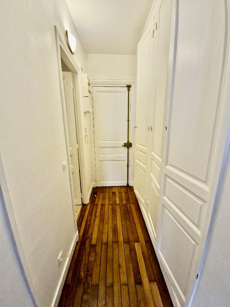 Paris VIIème, Ecole Militaire, 2pièces REFAIT NEUF 43,64m²