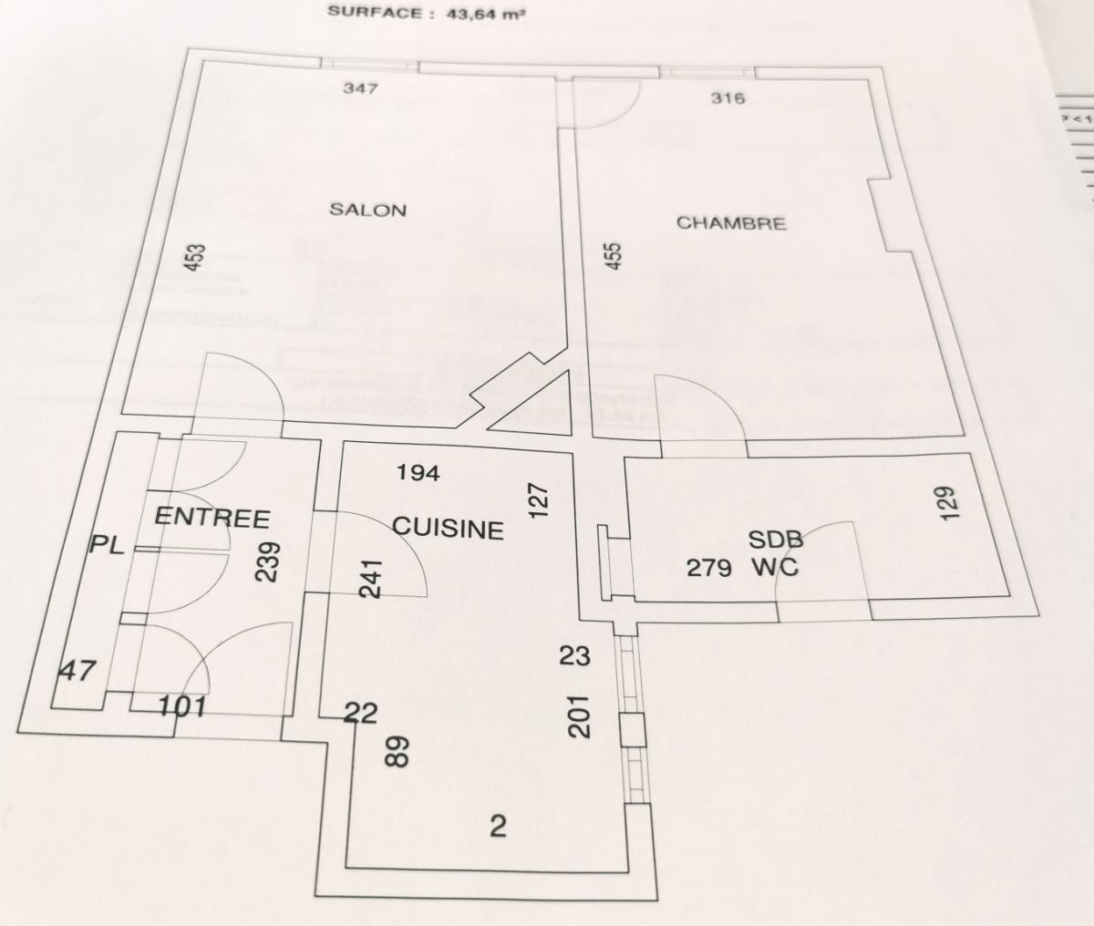 Paris VIIème, Ecole Militaire, 2pièces REFAIT NEUF 43,64m²