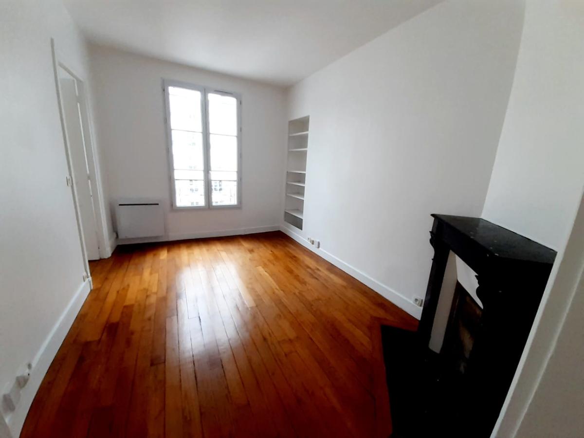 A LOUER PARIS IVème 28.17m²  