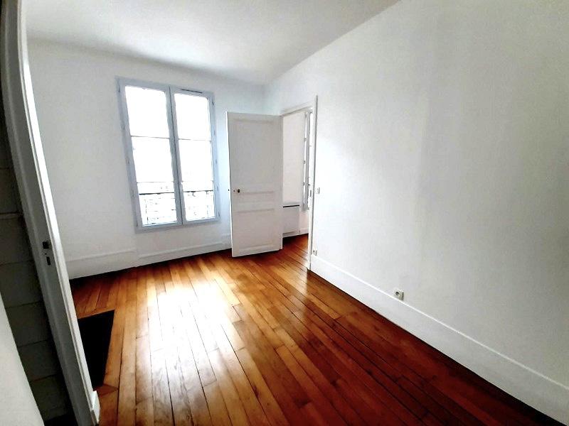 A LOUER PARIS IVème 28.17m²  