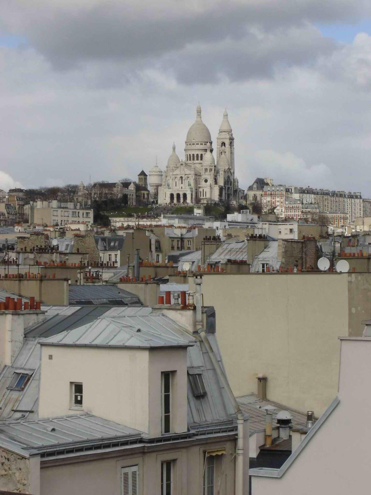 75010 PARIS STUDETTE RUE LAFAYETTE 