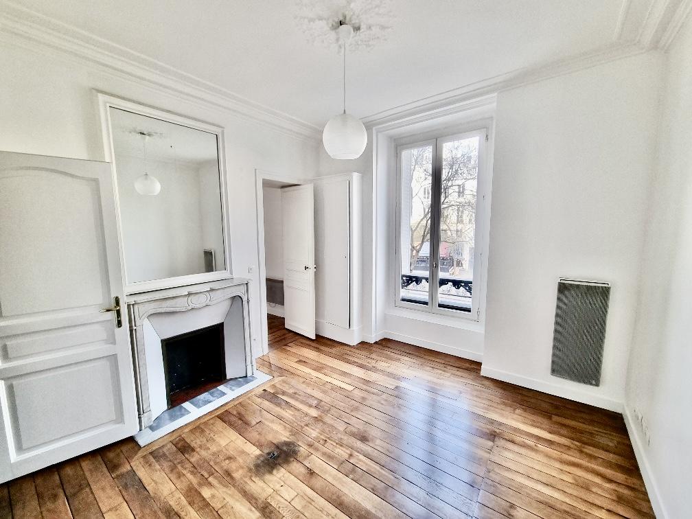 Paris (75002) Bonne Nouvelle, 2 Pièces 