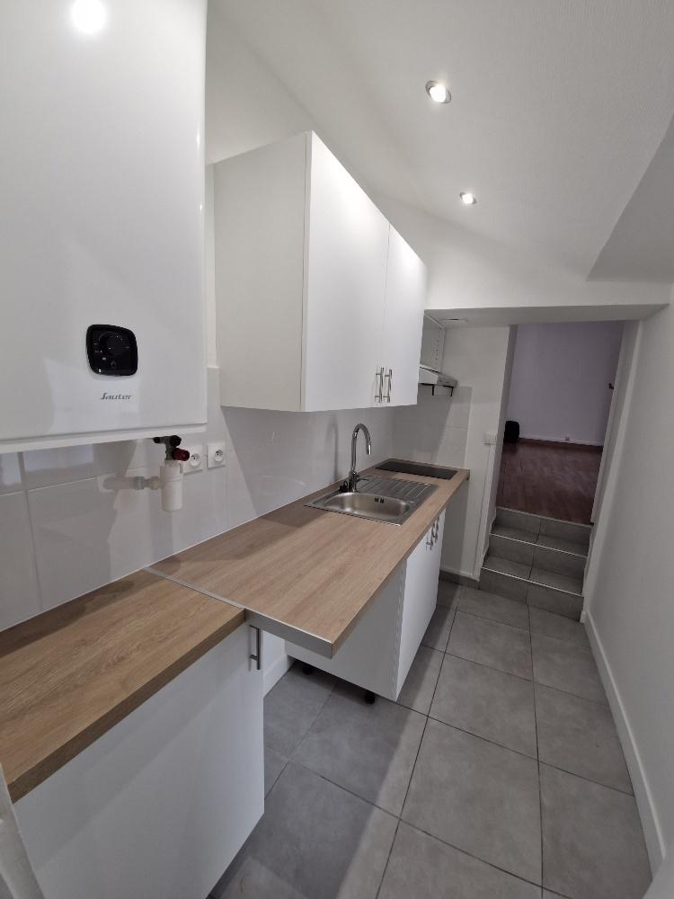A LOUER PARIS VIème Studio 21m²