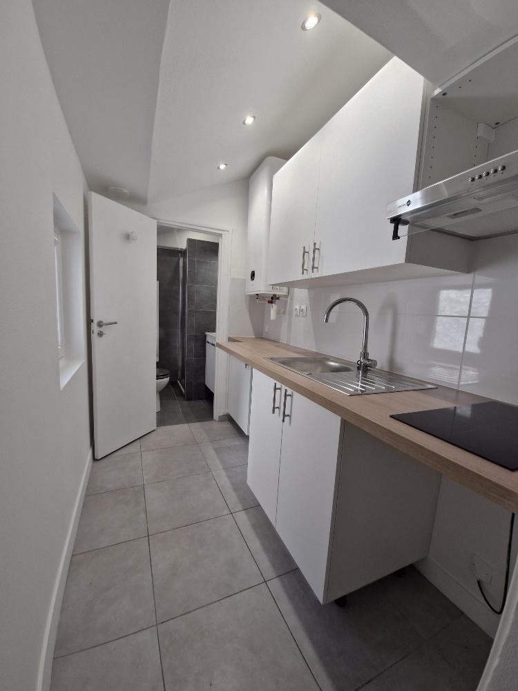 A LOUER PARIS VIème Studio 21m²