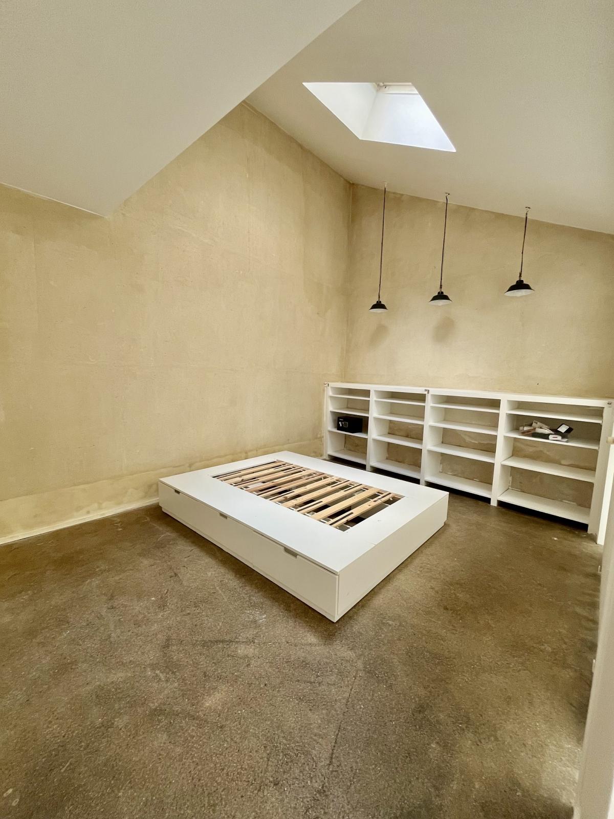 A LOUER 3 PIECES  86.48m²  PARIS IIIème