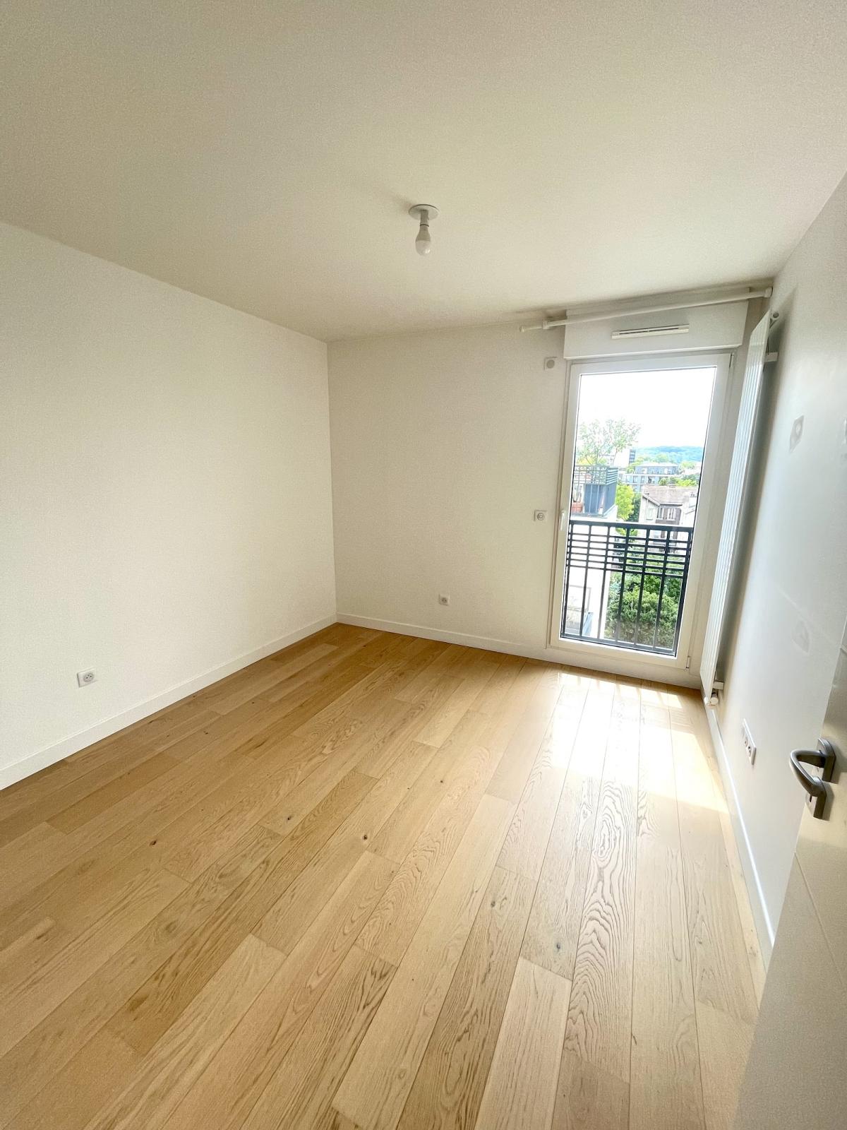 A LOUER 92500 RUEIL MALMAISON 5P TERRASSE