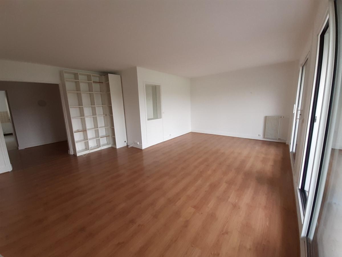 boulogne Billancourt, grand 3 Pièces avec Balcon et Parking