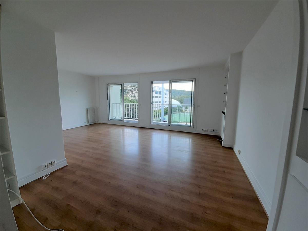 boulogne Billancourt, grand 3 Pièces avec Balcon et Parking