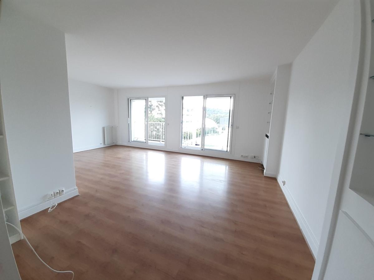 boulogne Billancourt, grand 3 Pièces avec Balcon et Parking