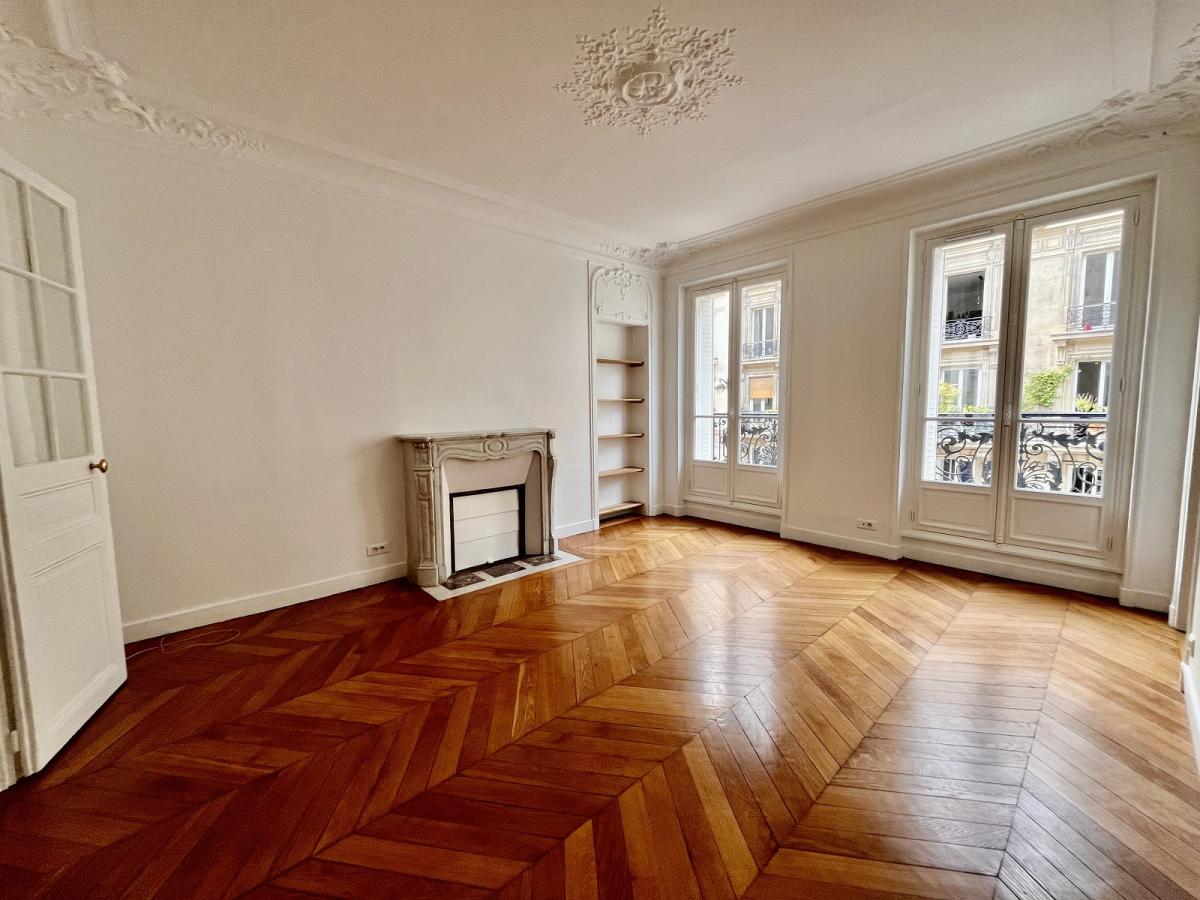 A LOUER 4P PARIS Xème 