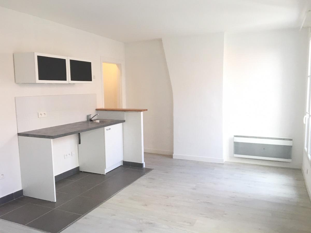 A LOUER 2P MAIRIE DE CLICHY 34.35m² 