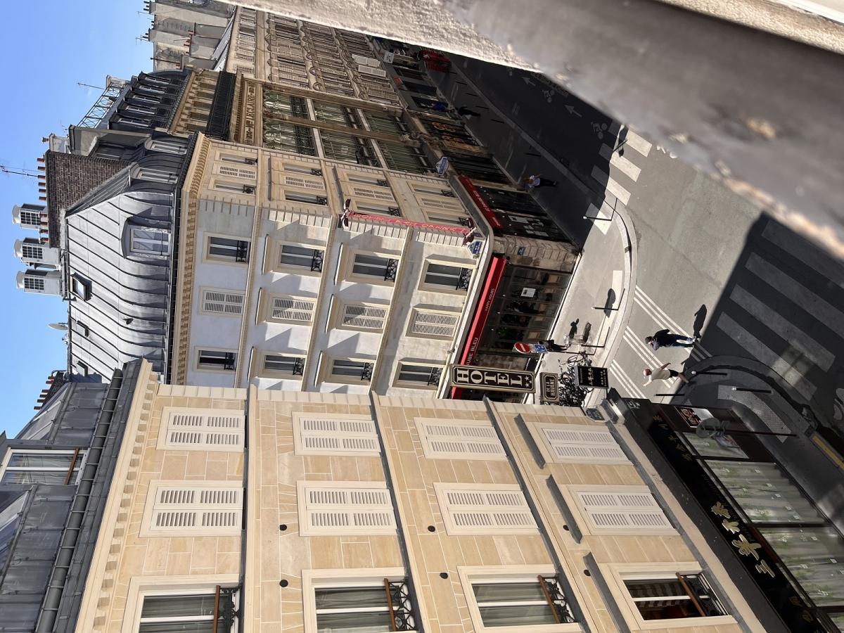 A LOUER 2 PIECES 55.06m² PARIS IXème.