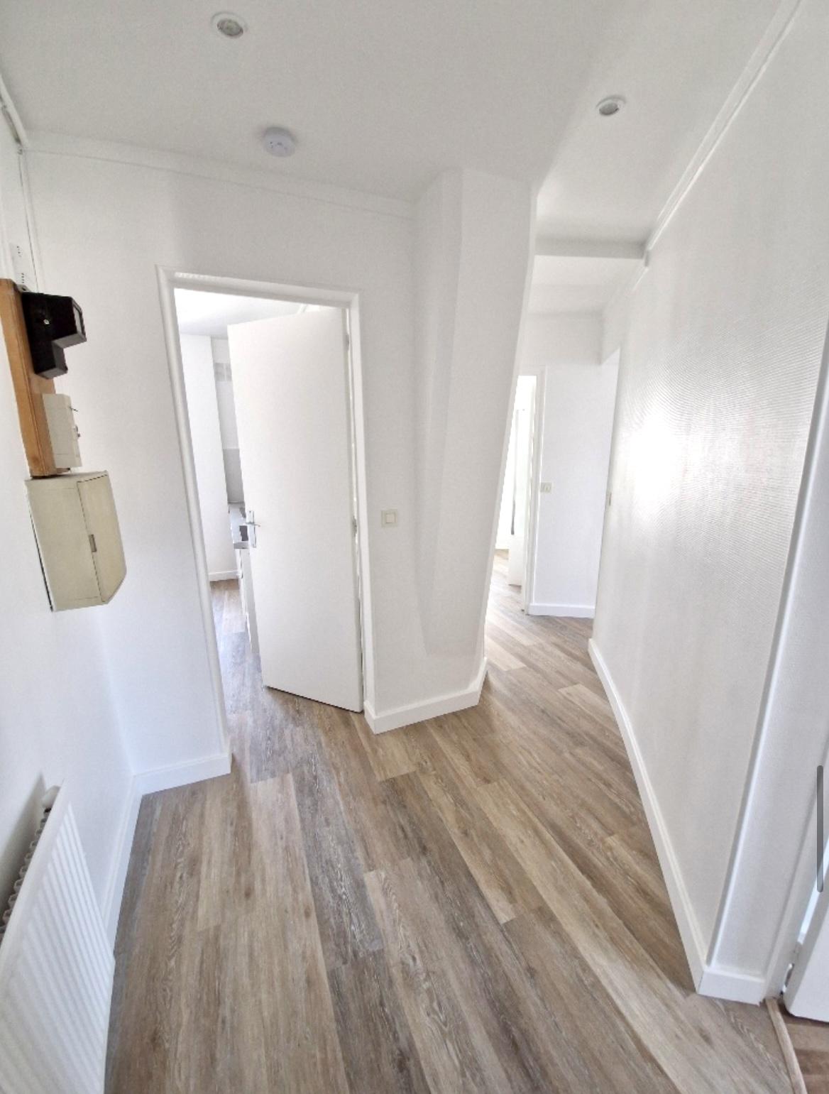 A LOUER PARIS XIIème 3P 64,41m²