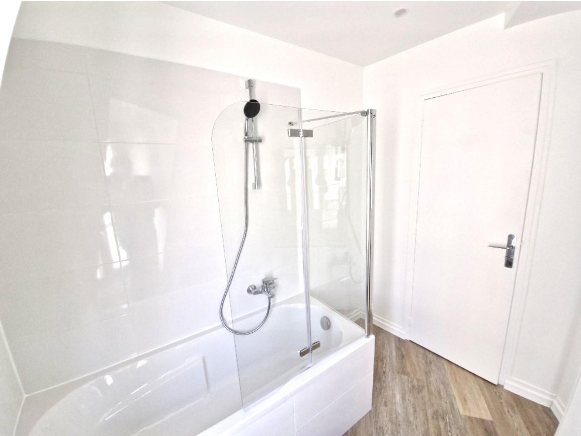 A LOUER PARIS XIIème 3P 64,41m²