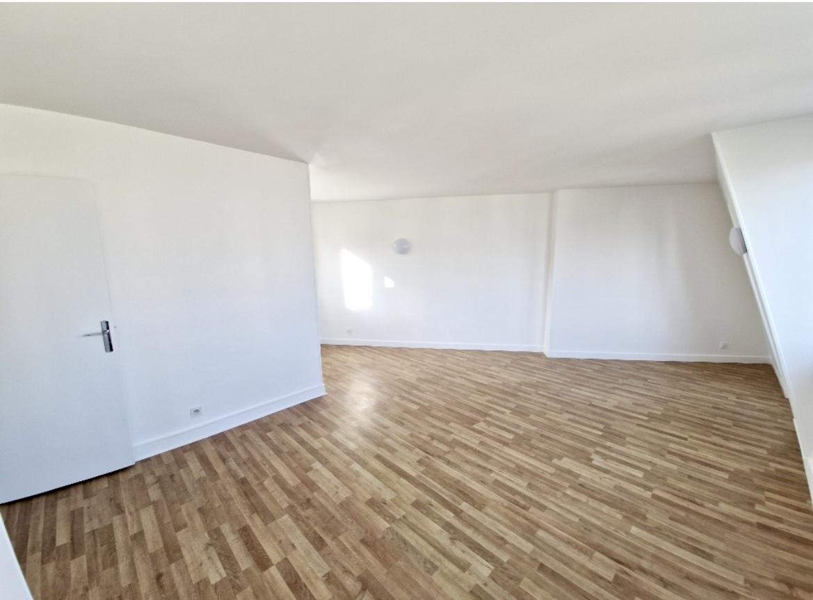 A LOUER PARIS XIIème 3P 64,41m²