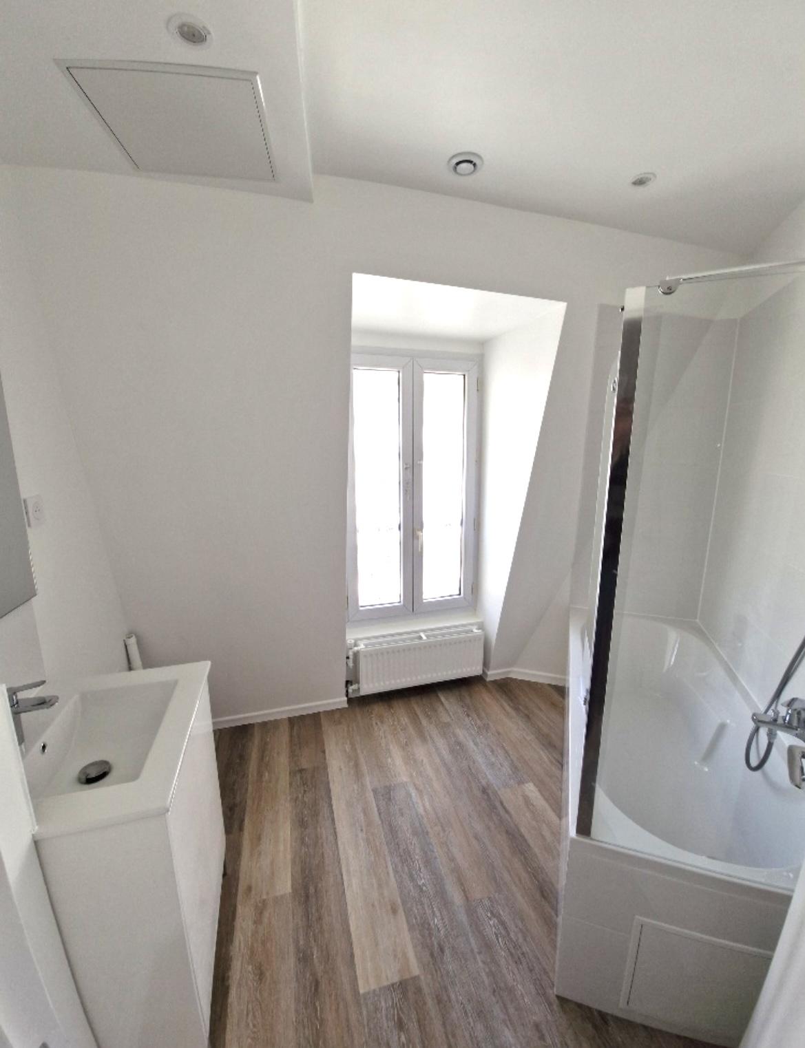 A LOUER PARIS XIIème 3P 64,41m²