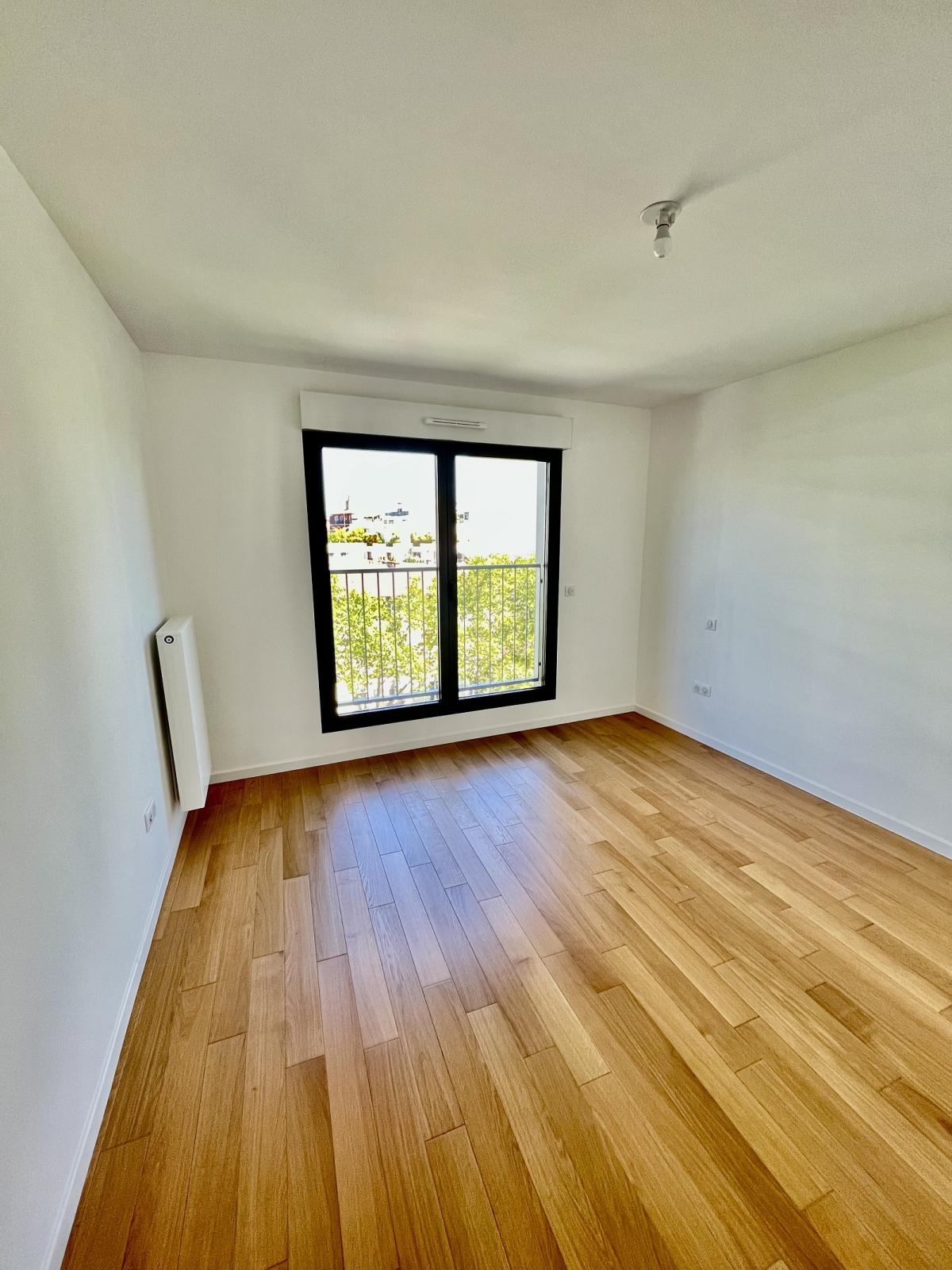 A LOUER 4/5 PIECES 112m² AVEC PARKING 92100 BOULOGN