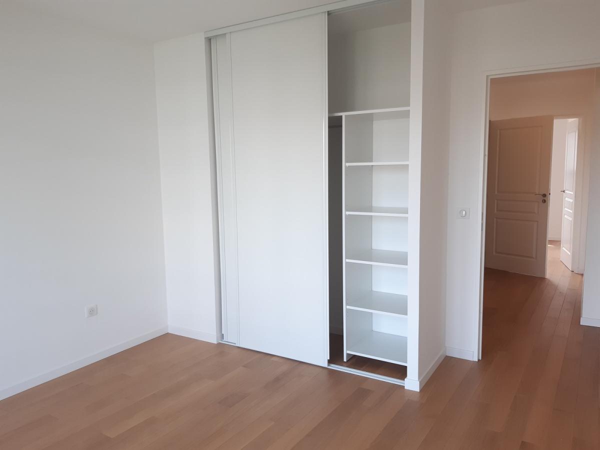 A LOUER 4/5 PIECES 112m² AVEC PARKING 92100 BOULOGN