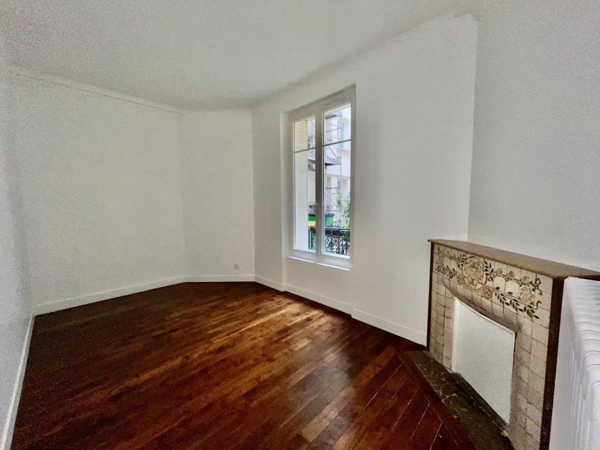 A LOUER 2 PIECES 45.05m² PARIS XV ème