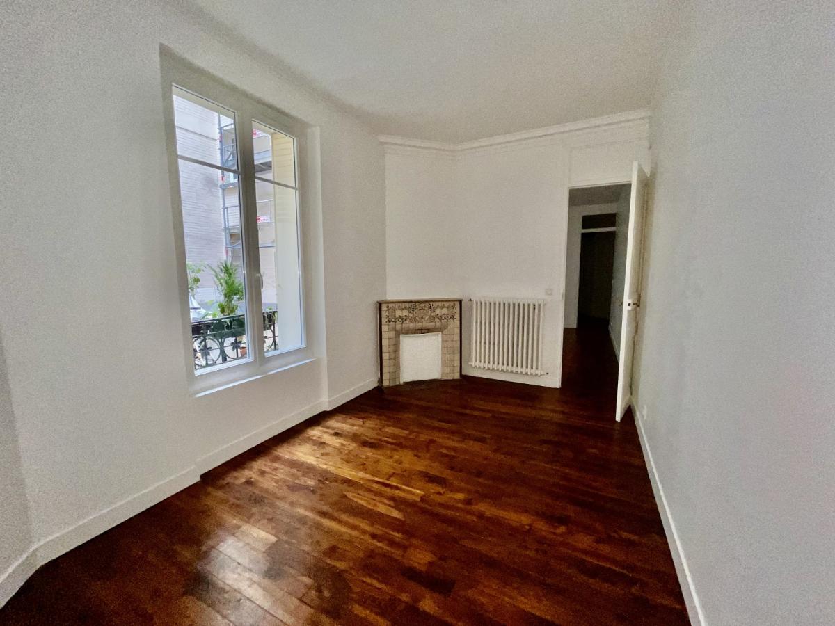 A LOUER 2 PIECES 45.05m² PARIS XV ème