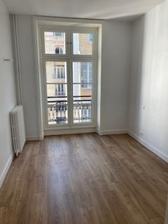Paris VIIIème, Georges V, 2 Pièces 