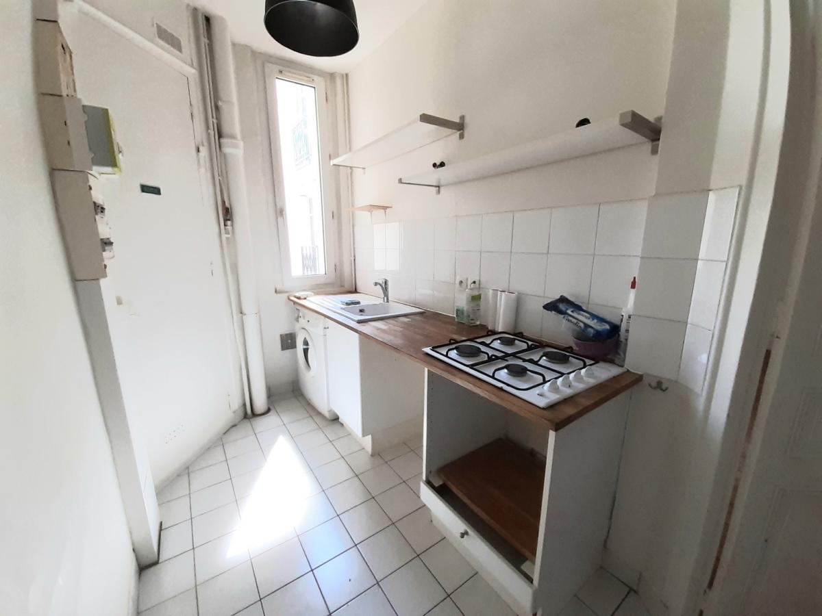 A LOUER 4 PIECES 88.45m²   PARIS Xème