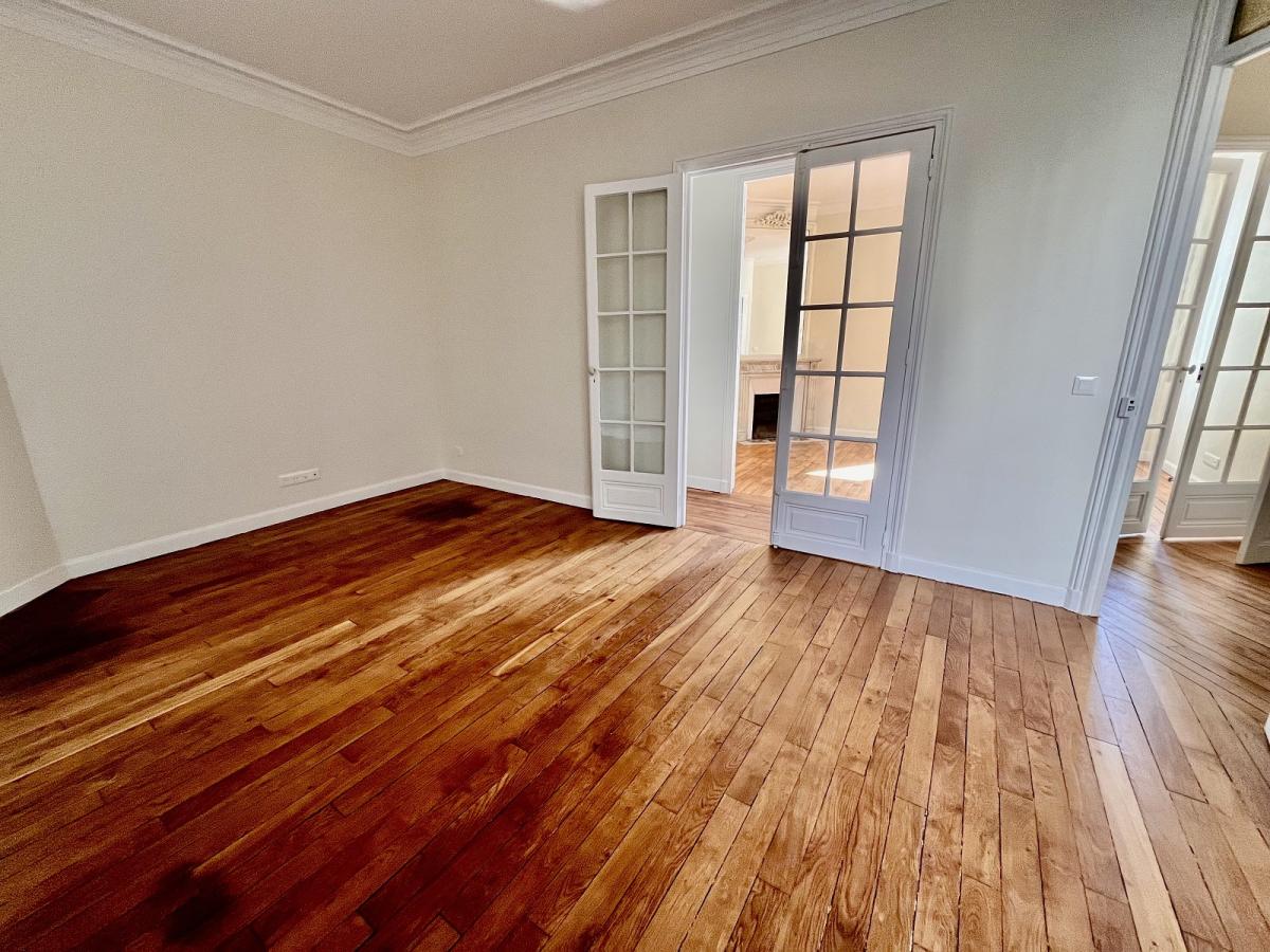 A LOUER 4 PIECES 88.45m²   PARIS Xème