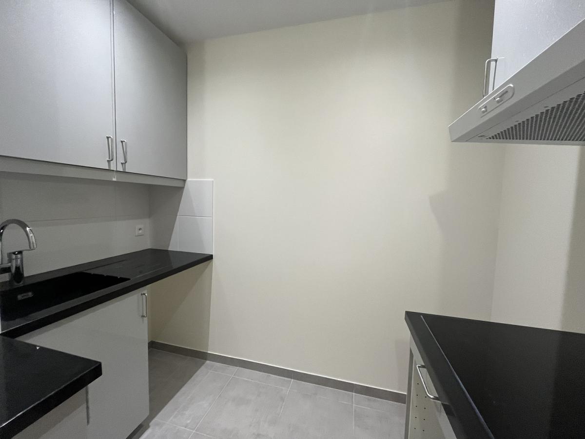 A LOUER 3 pièces  GARE DU NORD   PARIS Xème 51m²