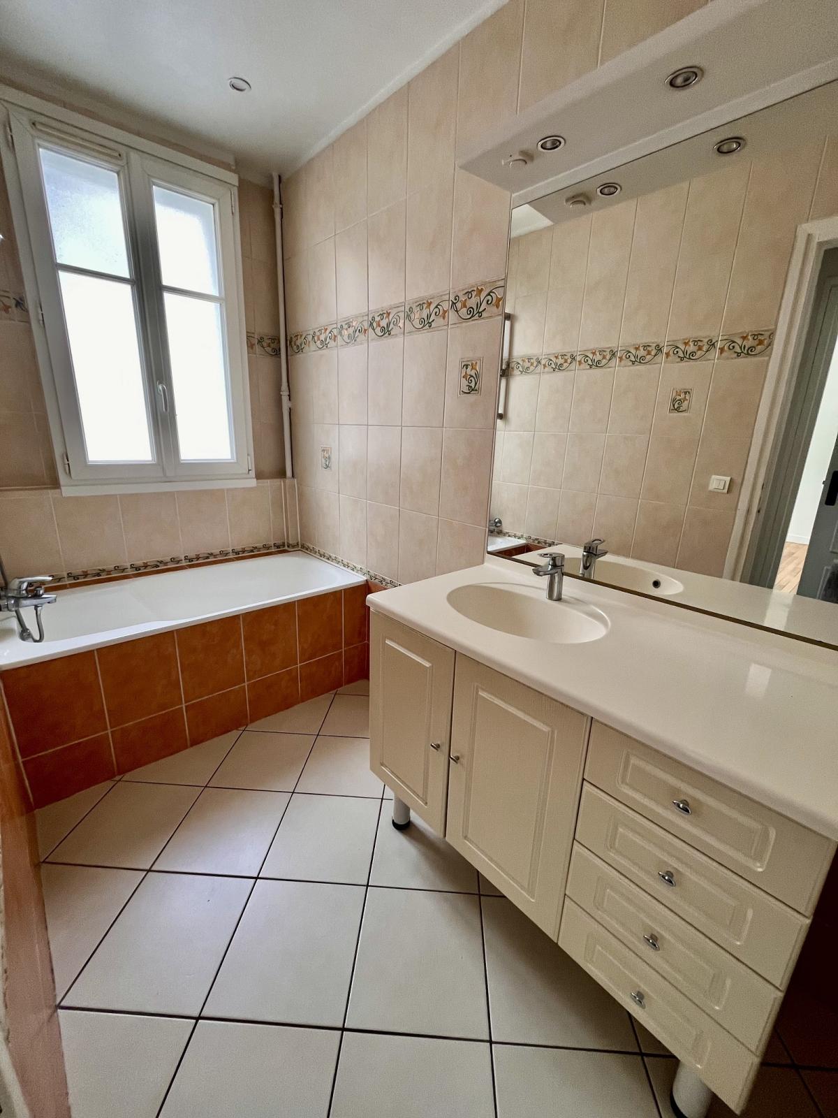 A LOUER 3 PIECES  50m2 BOULOGNE BILLANCOURT 