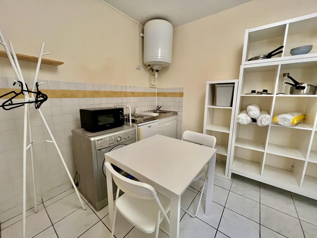 A LOUER Paris XIIème STUDIO 19,59m². Metro Nation.