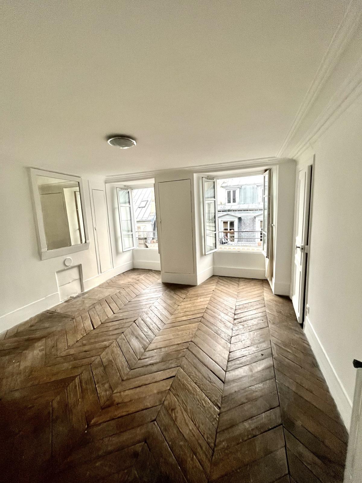A LOUER 75010 PARIS BONNE NOUVELLE 2Pieces Rénové