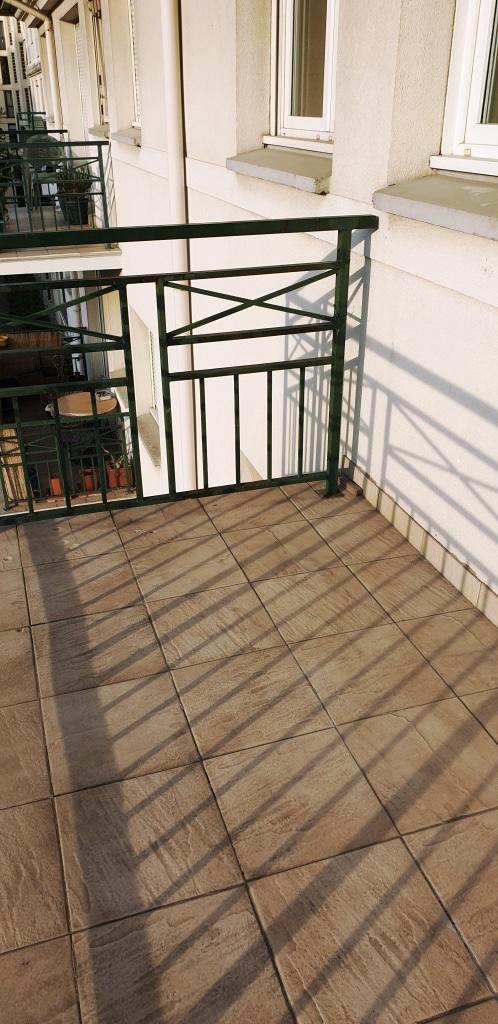 A LOUER 2 Pièces 42m² 92120 MONTROUGE AVEC CAVE PARKING ET BALCON