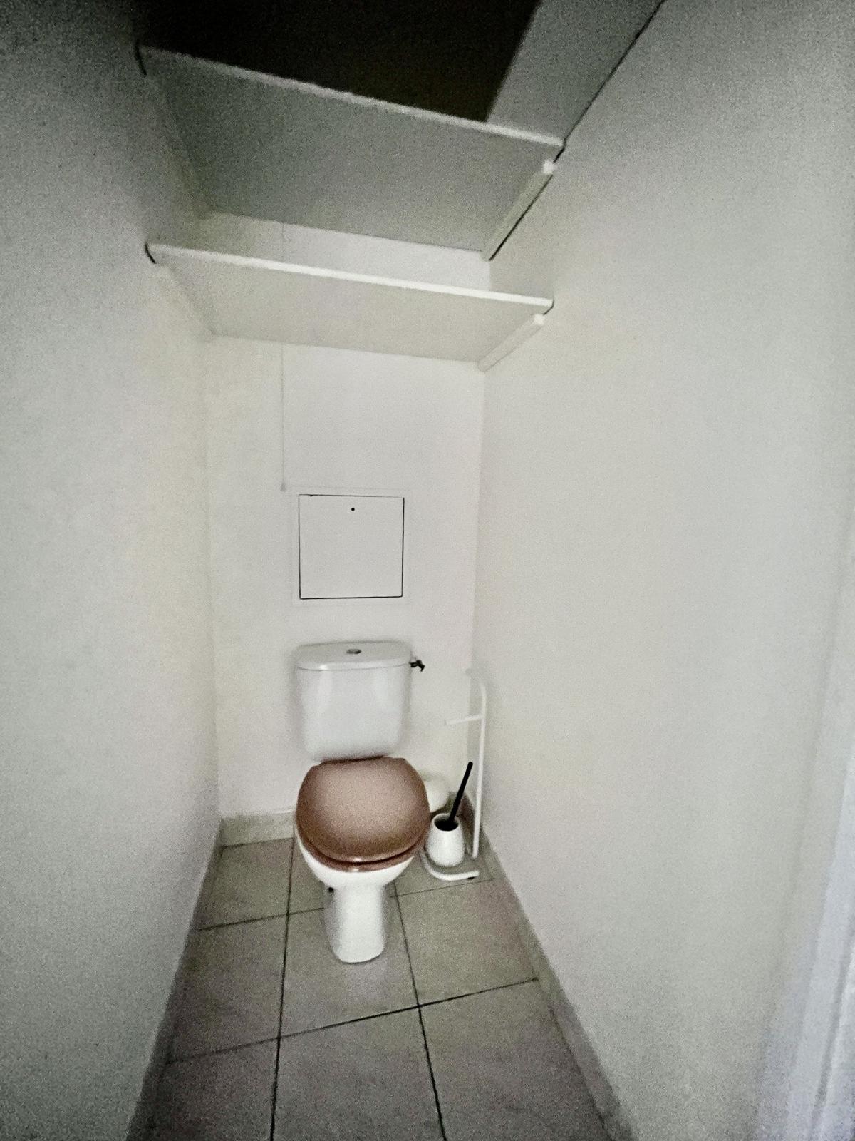 A LOUER 2 Pièces 42m² 92120 MONTROUGE AVEC CAVE PARKING ET BALCON